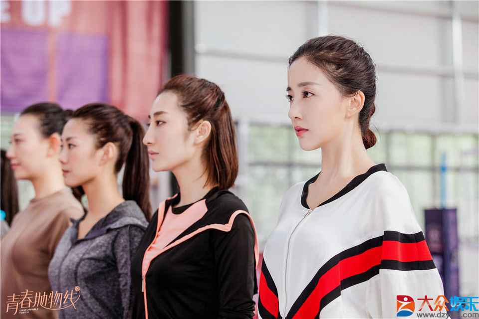 陈欣予《青春抛物线》热播 聚焦排球题材传承“中国女排精神”