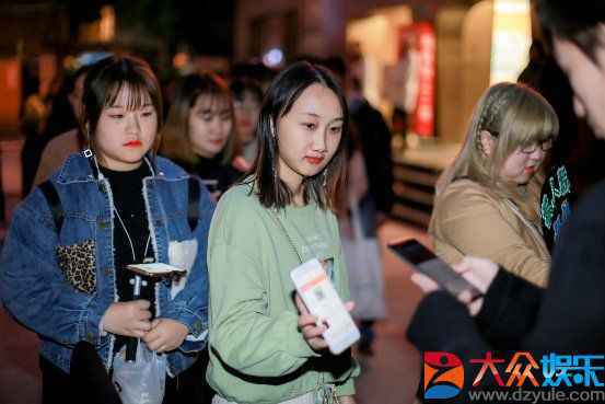 滚石携手千千音乐燃爆寒冬：翻滚吧，星势力