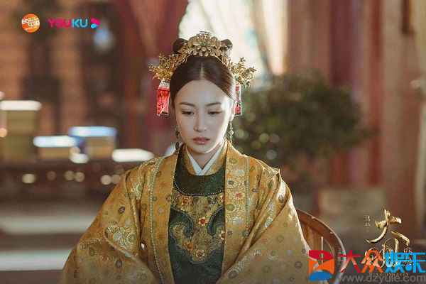 青年演员隆妮参演年度古装剧《大明风华》，与俞灏明演绎不一样的皇室夫妻！
