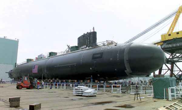 美海军追加订购9艘弗吉尼亚级核潜艇