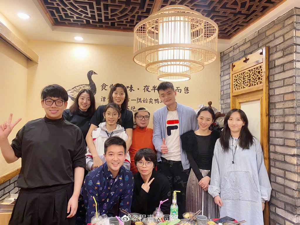 知名导演:朱婷很幽默 不打球的话绝对可以演喜