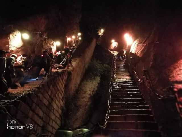 女孩华山案宣判彭雯死因细节曝光 深圳女孩游华山遇害始末最新消息