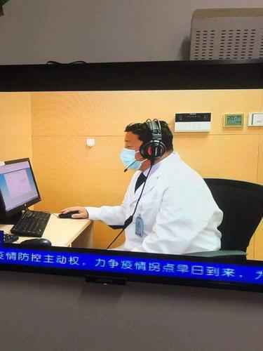 “他在哪儿，哪儿就有安全感”——记抗击疫情中的温州医科大学心理危机干预中心主任唐伟