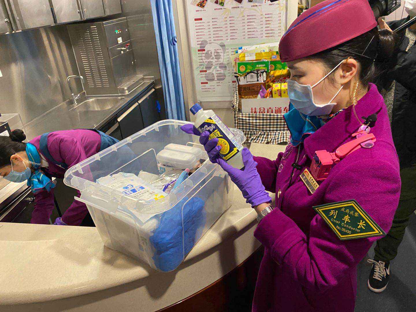 劳务输出大省四川开行首趟定制务工人员返程专列
