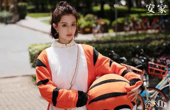 安家朱闪闪扮演者是谁 孙佳雨个人资料竟然是北影校花