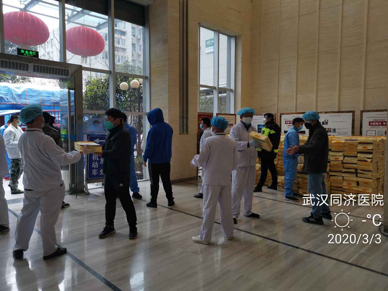 “政府+帮扶机构+电商”等多方联动，扶贫抗疫两手抓