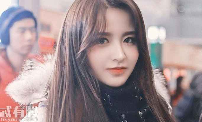 青春有你2金子涵经历丰富为什么不红 金子涵个人资料背景曝光