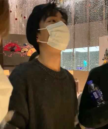 肖战终于现身了！肖战227事件始末 肖战近照曝光太憔悴了
