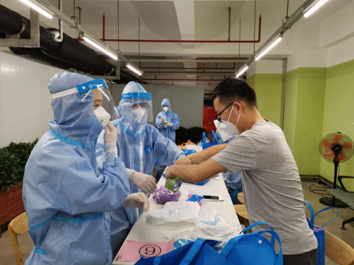 党员打头阵，广州黄埔织密织牢境外疫情输入防控网