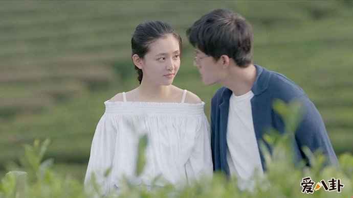 吴倩无名指戒指怎么回事 吴倩和张雨剑结婚了吗