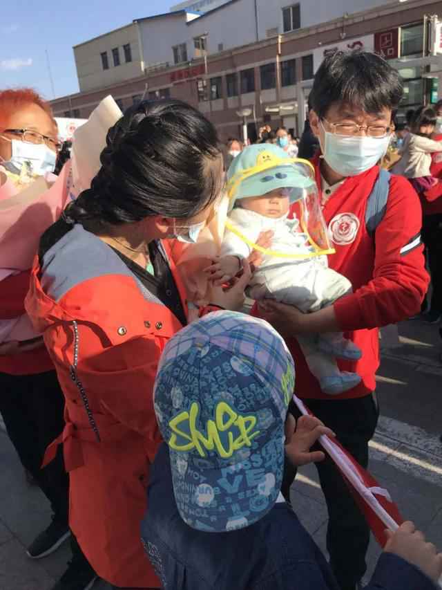 英雄归来！北医三院援鄂抗疫国家医疗队出征86天后凯旋