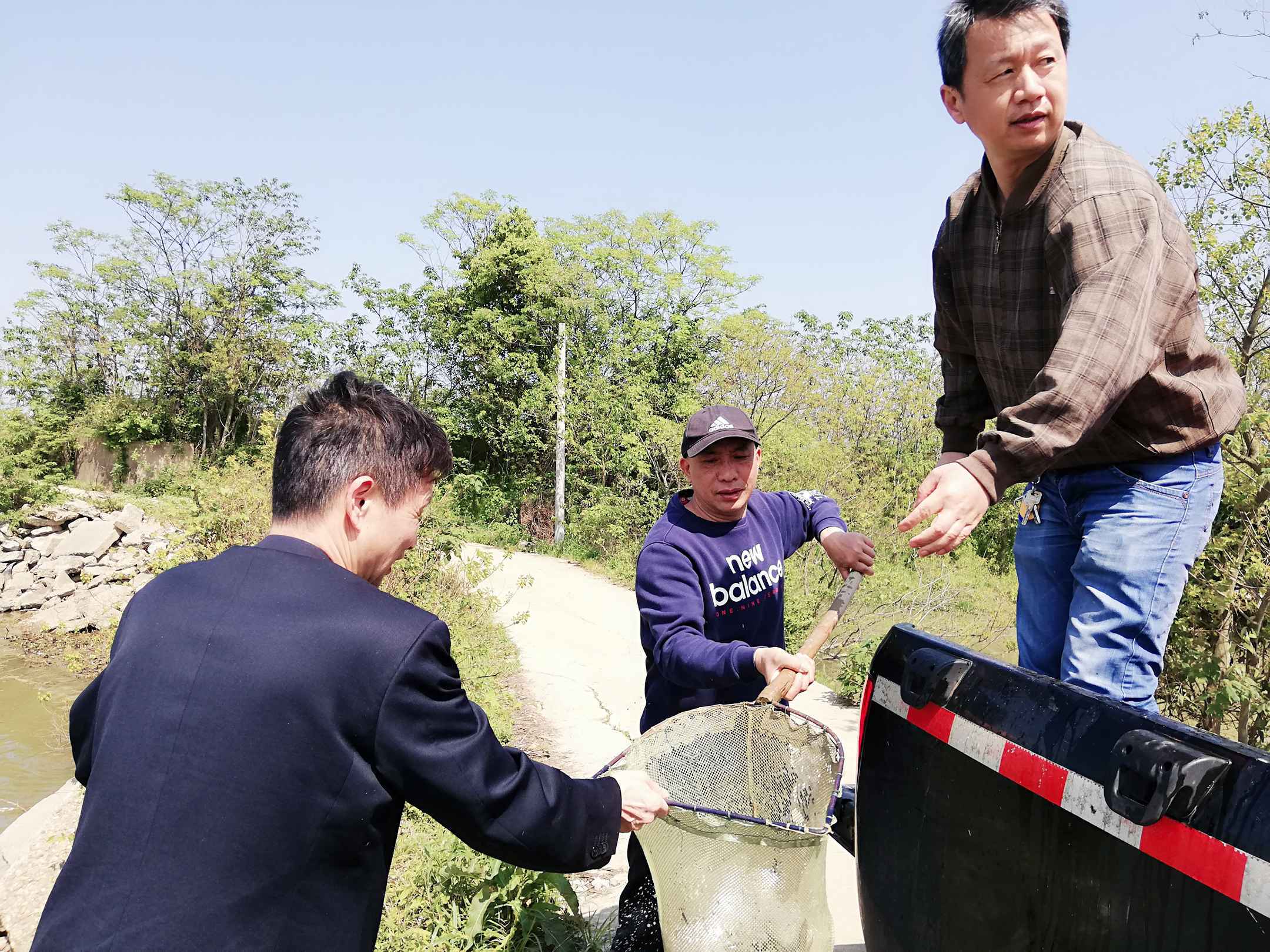 “促春耕、包技术”，南昌市科技特派员很“给力”