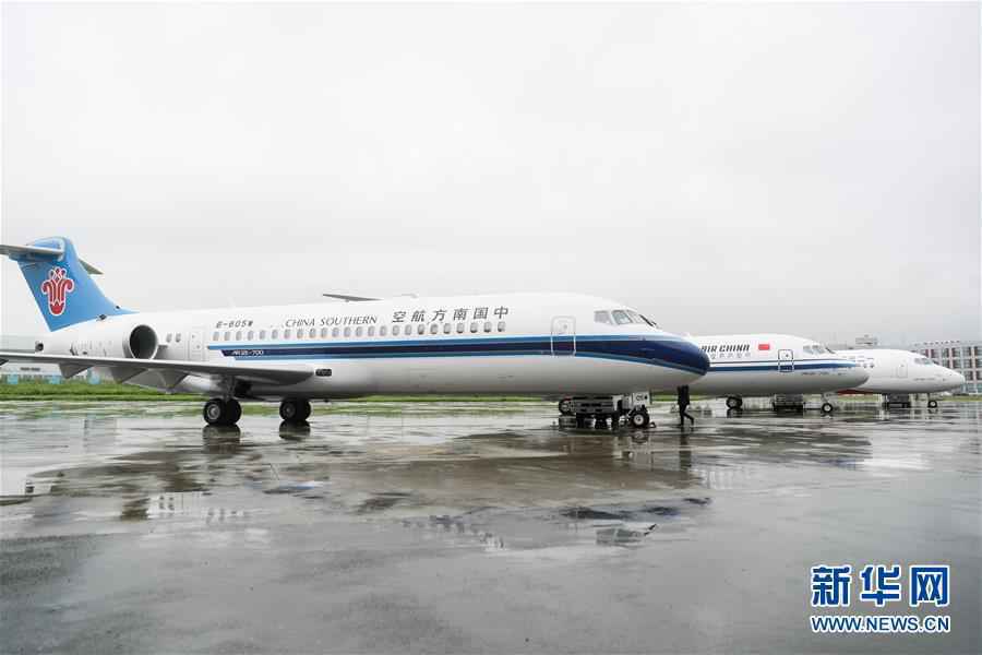 国产新支线客机ARJ21进入我国主流航空市场