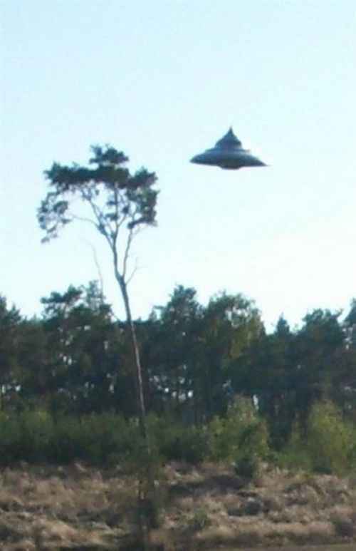 40年来最清晰UFO目击照实为恶作剧 图片详情曝光真相令人无语