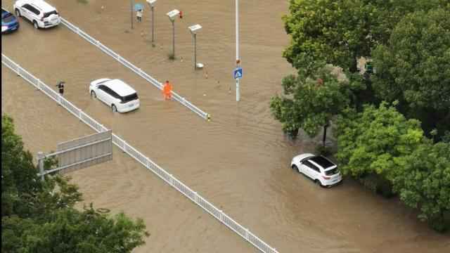 太湖超高水位不退，如何确保沿湖地区安全?