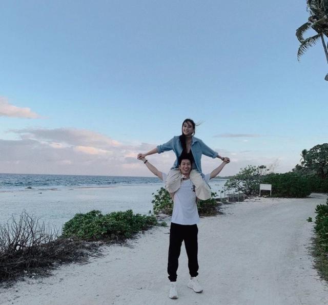何超莲窦骁疑已同居是真的吗 何超莲窦骁什么时候在一起的
