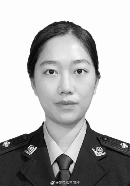 重庆23岁女民警倒在工作岗位令人悲痛！唐立俐同志个人资料照片