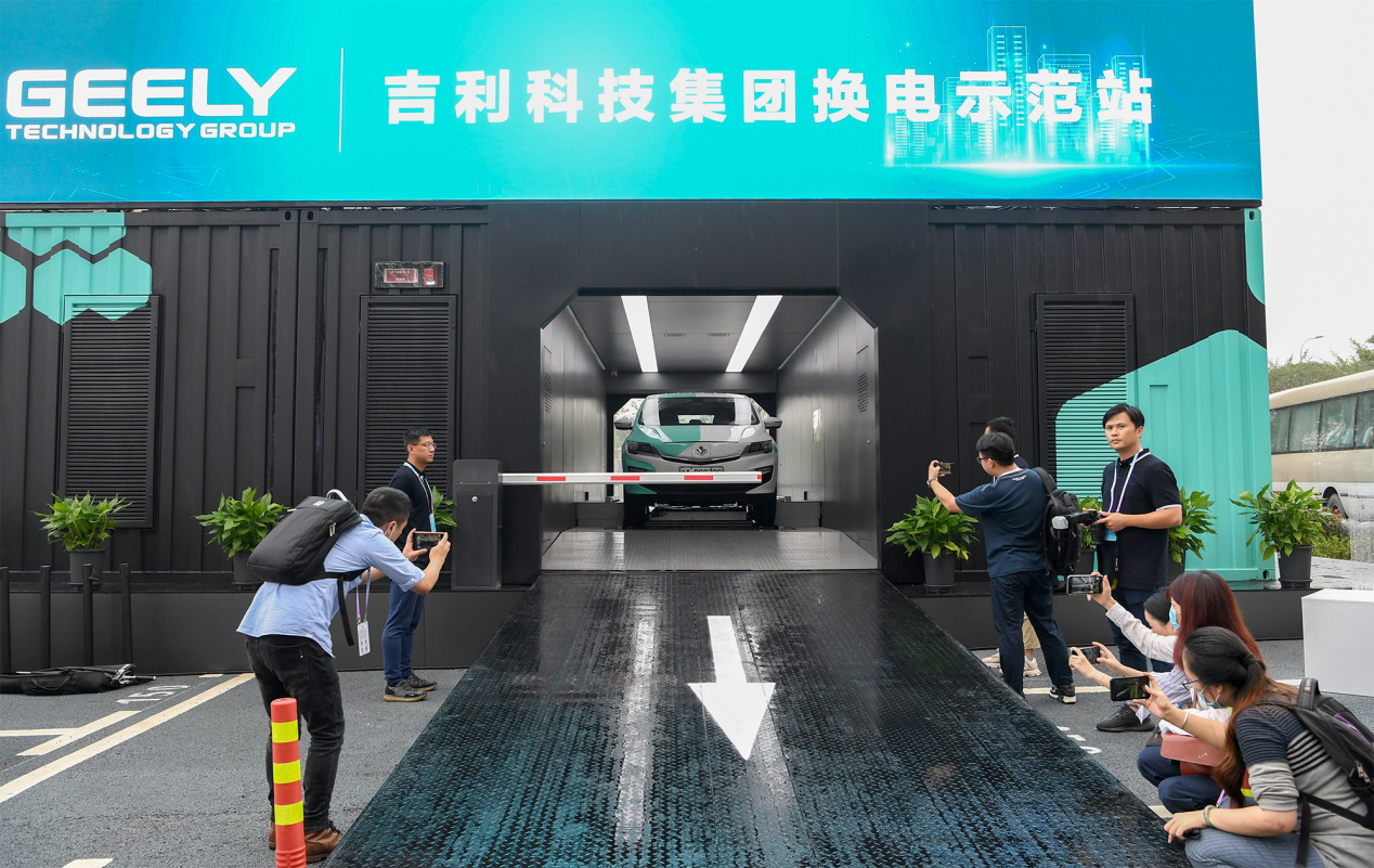 每天单站可换点近千次 这个智能换电站在两江新区亮相