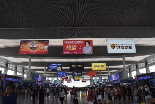 诺维家全屋定制:选择比努力更重要,浅谈如何选择衣柜品牌