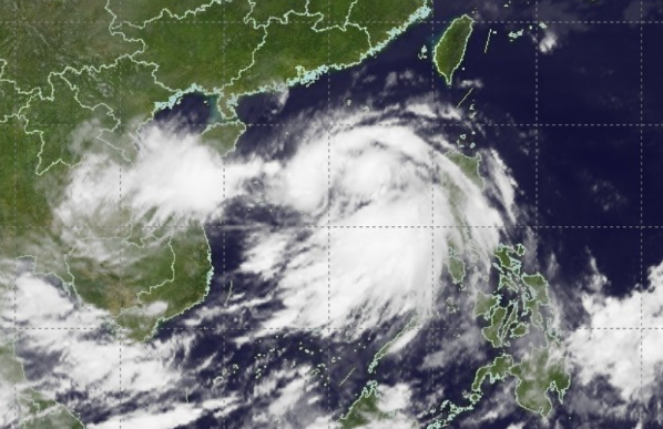 2020年16号台风浪卡影响珠海天气预报：狂风暴雨在路上
