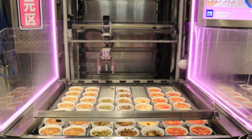 机器人“徒弟”传承大厨手艺！碧桂园这家餐厅全是机器人，炒菜送菜全都行！