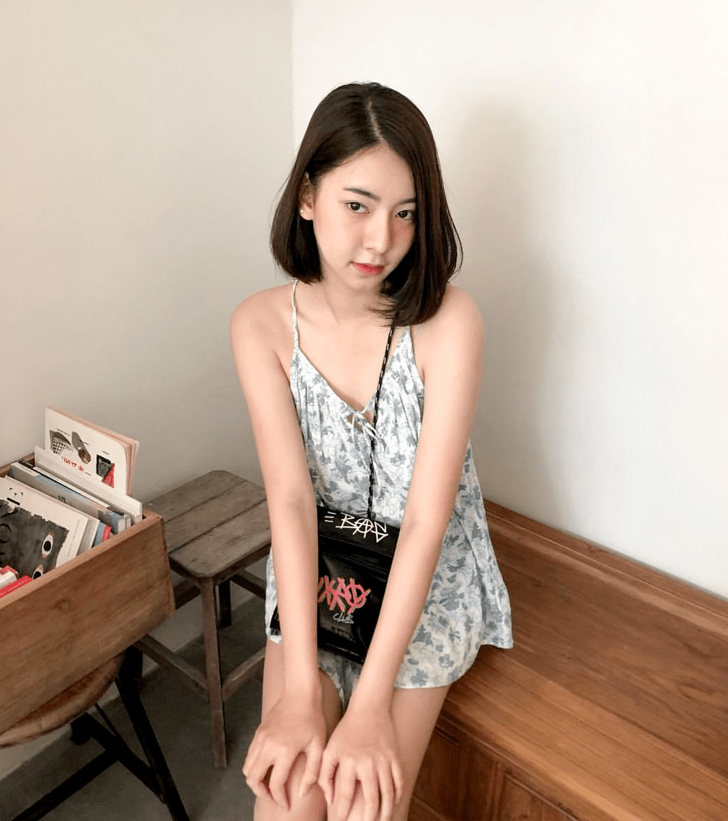 尴尬长度的发型,该如何选择造型