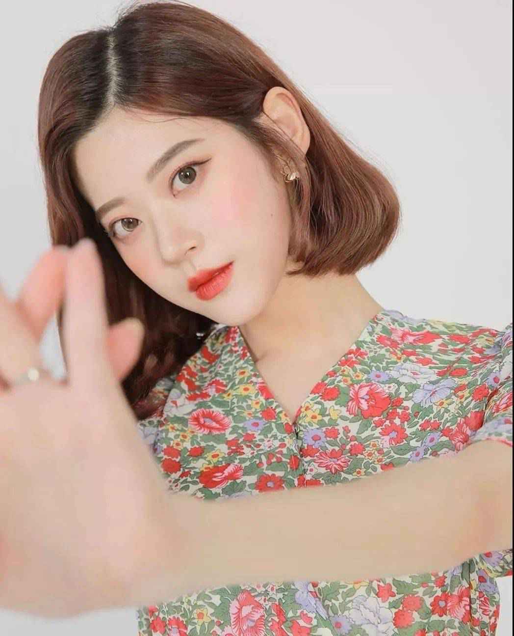 尴尬长度的发型,该如何选择造型
