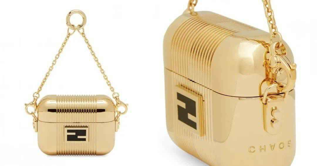 明星挚爱?CHANEL新出耳机收纳袋要七千几...LV/GUCCI/YSL都有!