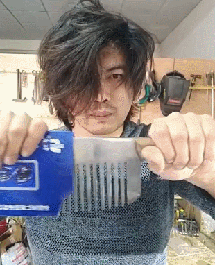 虐哭黄渤,频频作“恶”,却收获千万粉丝,被央视点赞,这个网红凭什么?