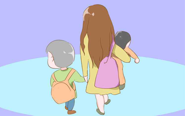 原创
幼儿园有中央空调，女儿身上为何起痱子？看完监控妈妈心里难受