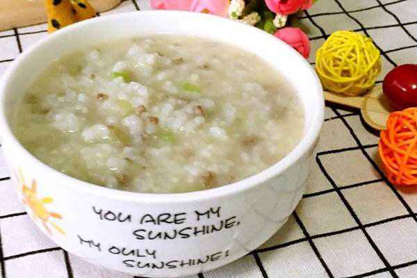 这2道辅食不仅通便补血还增强免疫力,宝宝必备美食 这2道辅食不仅通便补血还增强免疫力,宝宝必备美食