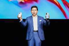 <b>余承东回应未用120Hz屏:90Hz屏很流畅</b>