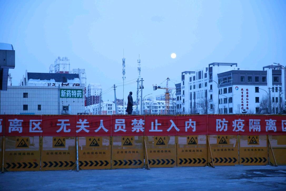 曾经“烤冷面给热干面加油”，如今“热干面给烤冷面加油”