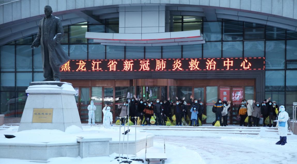 曾经“烤冷面给热干面加油”，如今“热干面给烤冷面加油”