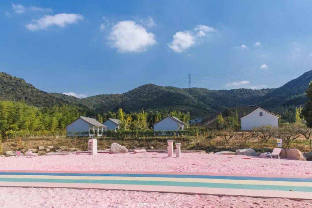探险届顶流!骑马射箭、露营烧烤、百人团建决胜基地!市集来袭,邀你开年狂嗨3天!