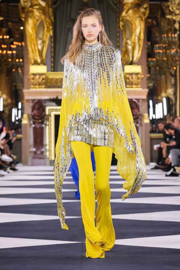BALMAIN 2020 春夏女装:关于我们这一代