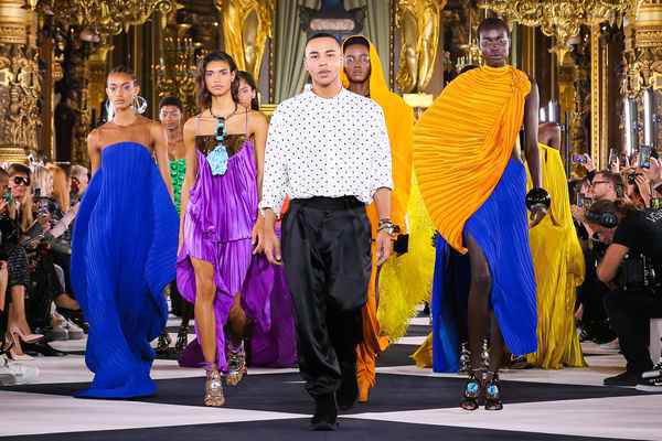 BALMAIN 2020 春夏女装:关于我们这一代