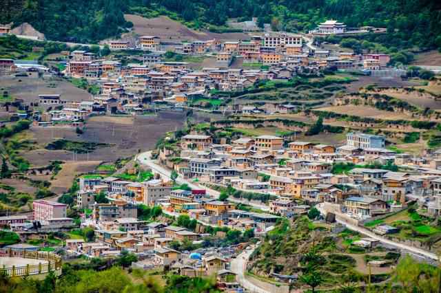 甘南旅游最后的净土，传言有神仙居住于此，如一个神秘的世外桃源