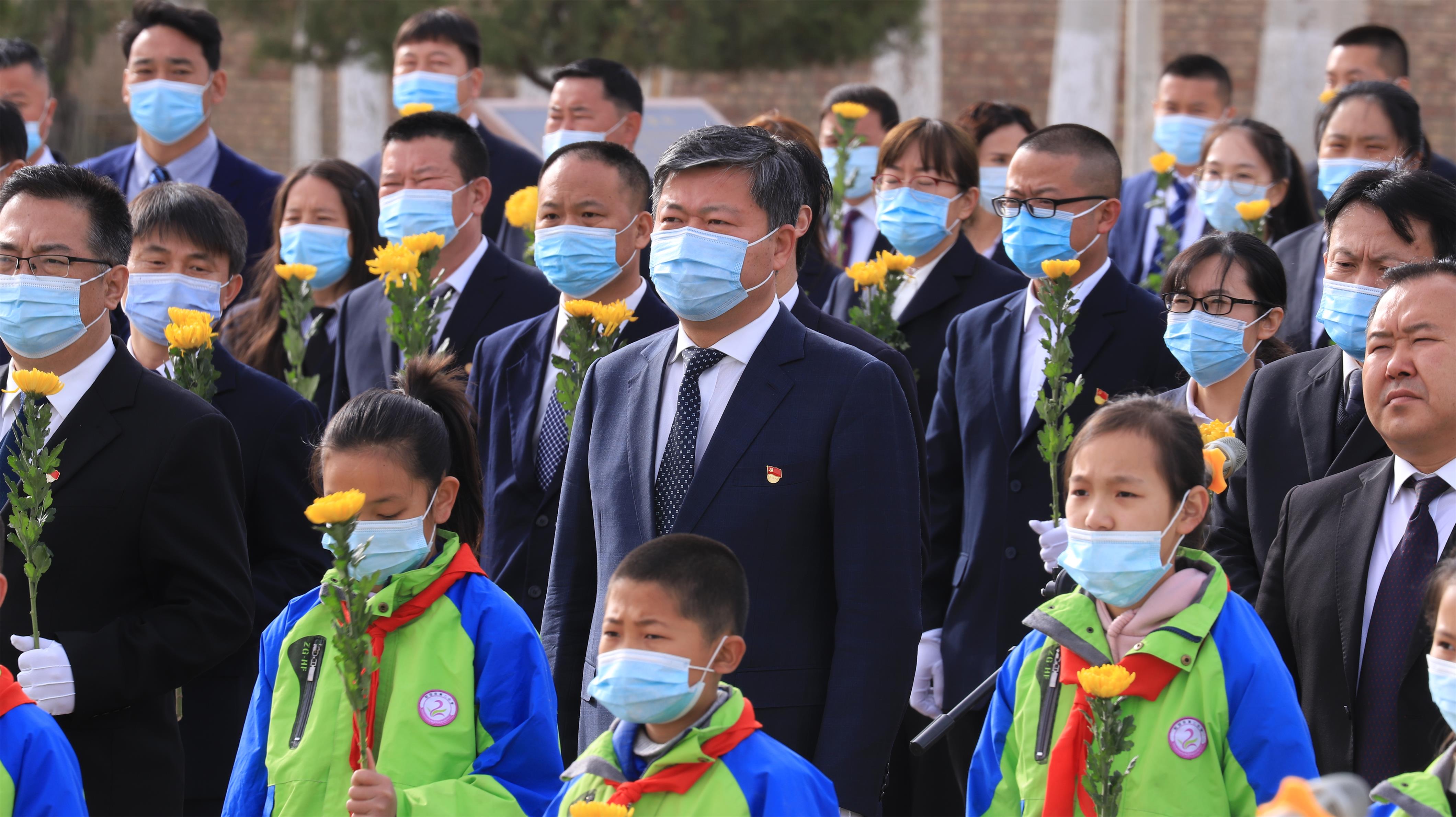 新疆和硕县举行“学习党史·缅怀英烈·牢记初心·感恩奋进”祭奠革命先烈仪式