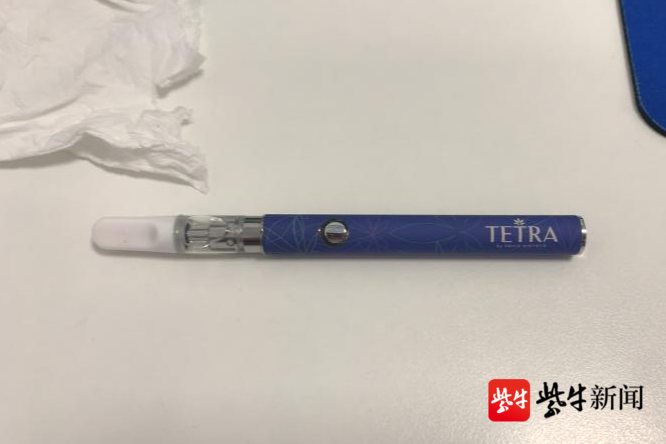 南京9名大学生吸网购电子烟后头晕烦躁 医院已报案