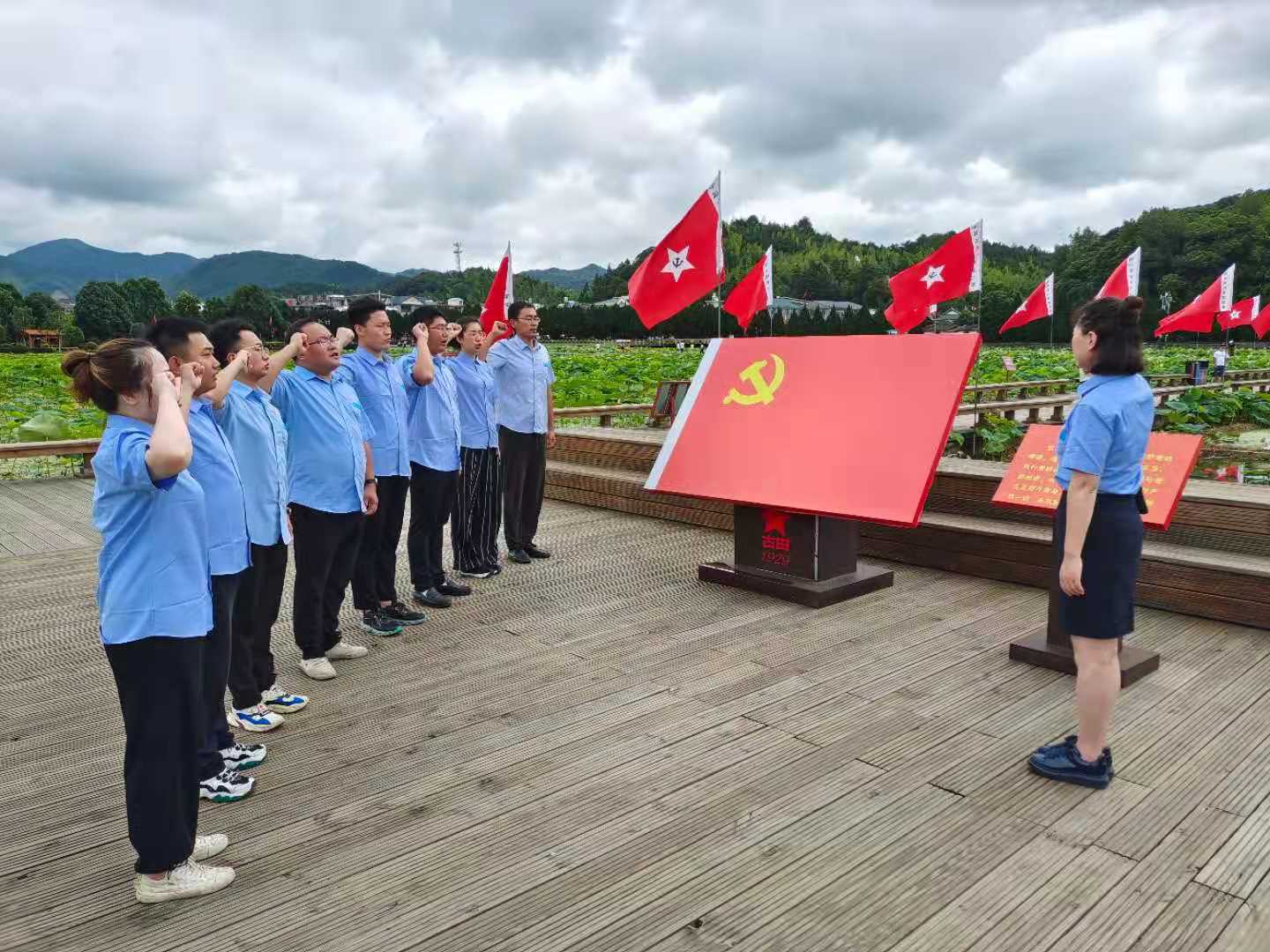 中建一局五公司福建分公司开展特色党史教学活动