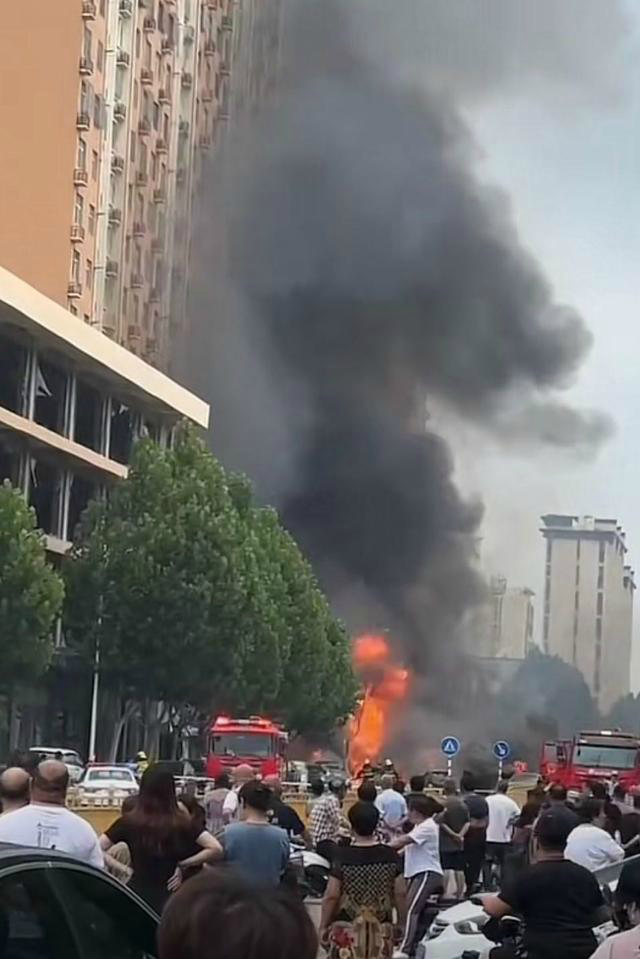 河北一地疑发生爆炸 居民:听到巨响 像地震一样