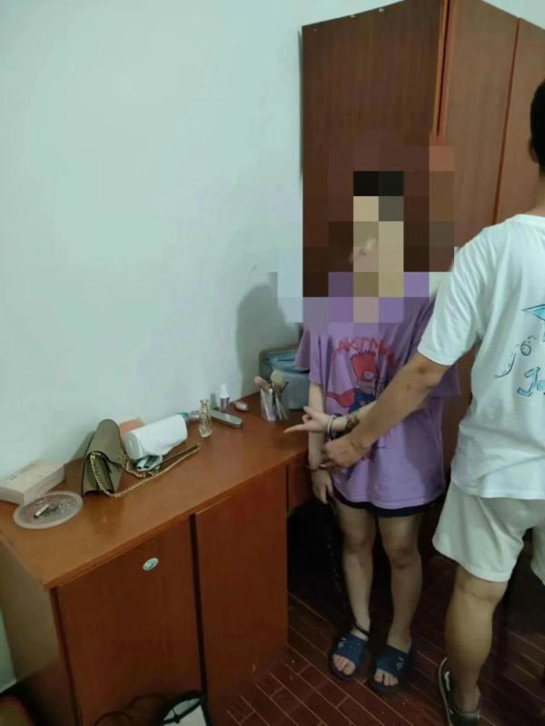 女孩18岁成人礼被男友带去吸毒 许愿滑冰却变成“溜冰”